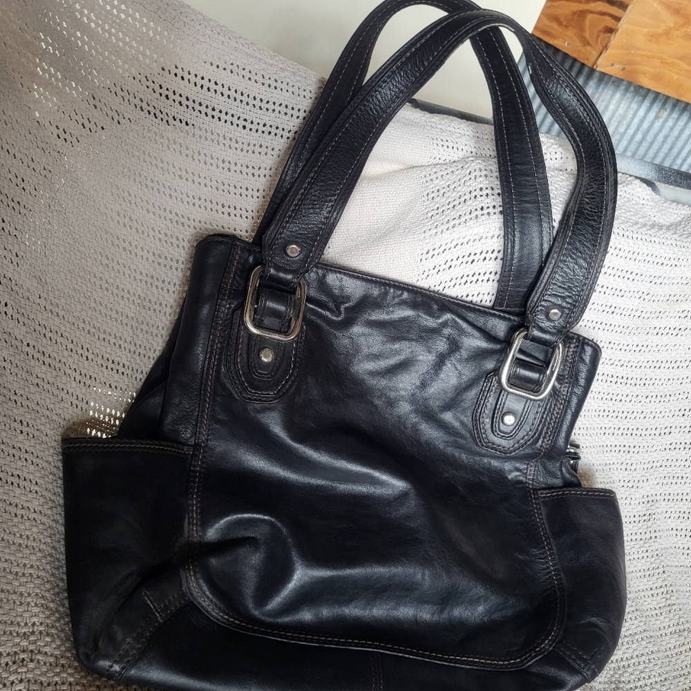 Leather fossil purse